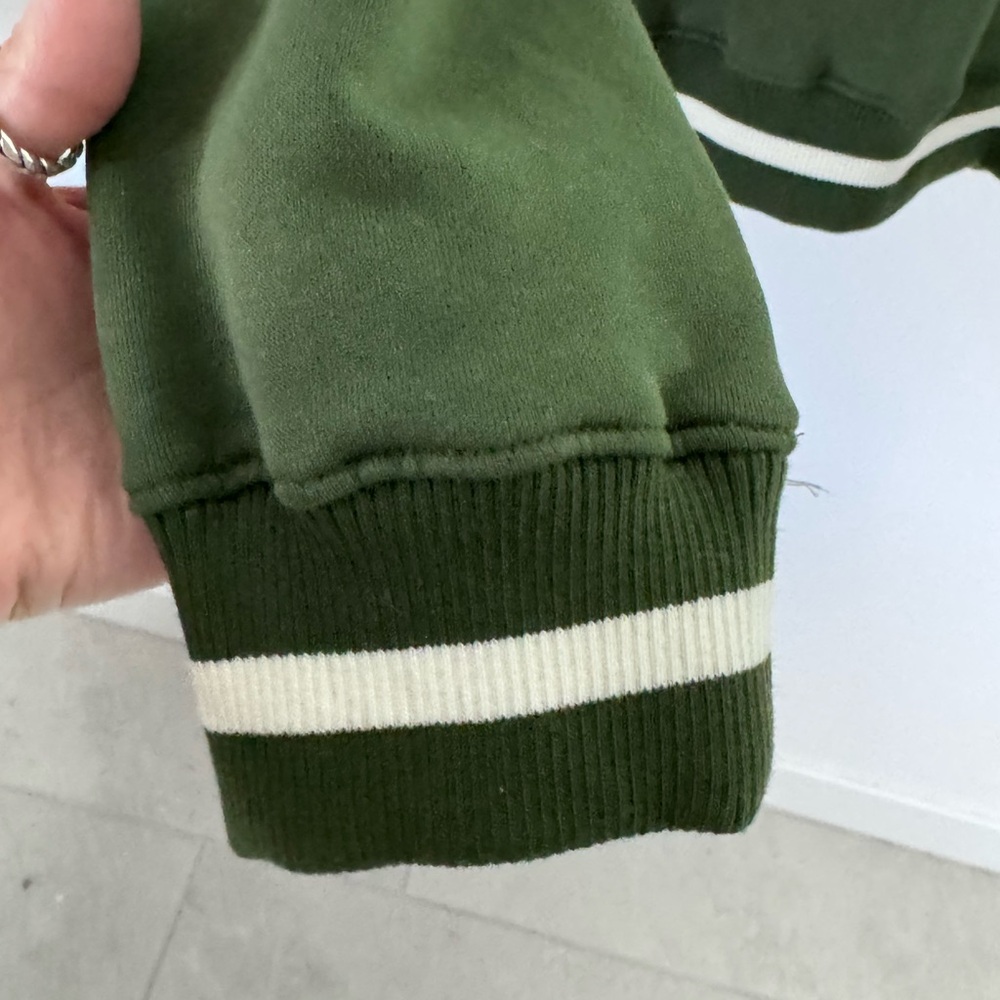 NWT Disney Disneyland Resorts Green and White Knit Sweatshirt size 2X B096 - Picture 6 of 9